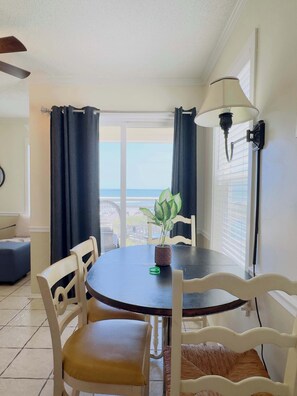 Dining - Windy Hill Ocean View beautiful condo (North Myrtle Beach)