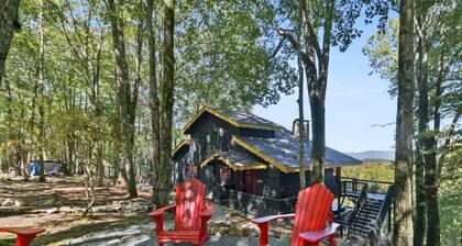 Amazing Views! Welcome to Chalet Montagne!