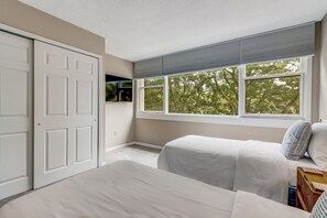 4 Schlafzimmer, Bügeleisen/Bügelbrett, kostenloses WLAN, Bettwäsche