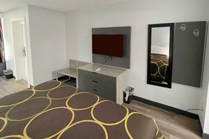 Super 8 By Wyndham Pigeon Forge Downtown