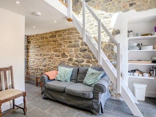 The Hayloft - UK40092