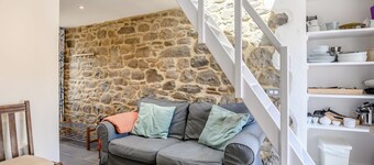 The Hayloft - UK40092