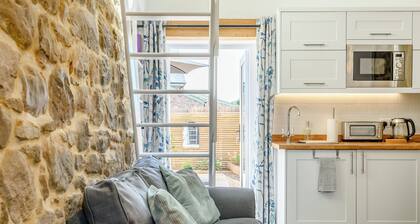 The Hayloft - UK40092