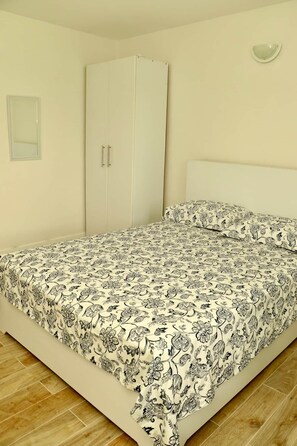 2 Schlafzimmer, WLAN, Bettwäsche