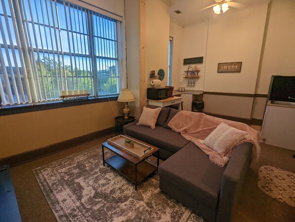 Books - The Heart of Uptown Columbus (Columbus)