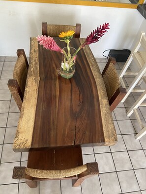 تناول الطعام