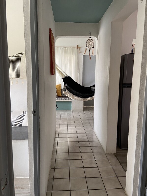 المنشأة من الداخل