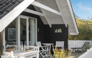 Outdoor dining - Lovely home in Vestervig with WiFi (Vestervig)