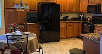 Serene 3BR Retreat with 2 Baths - Your Perfect Getaway Awaits!