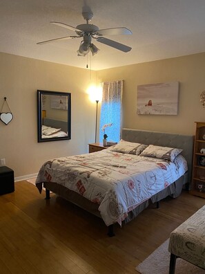 3 chambres, bureau, Wi-Fi gratuit, draps fournis