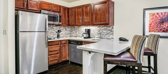 1 Bedroom | Shared Pool & Hot Tub. Free Breakfast