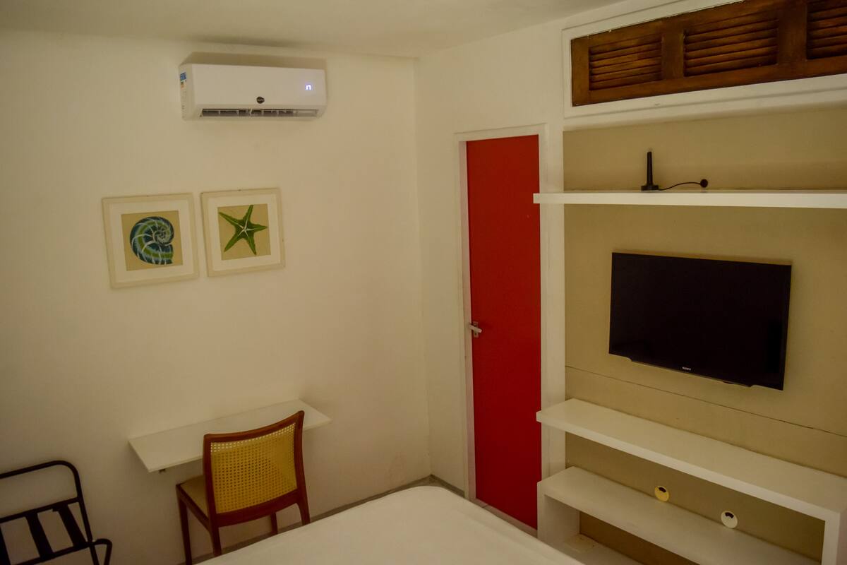 Deluxe Double Room, 1 Double Bed | WiFi (free)