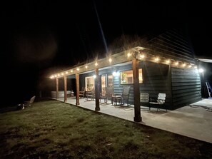 Terrace/patio - Modern Cabin w/Pool and Hot Tub! (Mountain View)