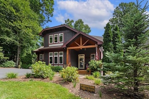 Exterior - Gorgeous Home in Premier Community (Banner Elk)