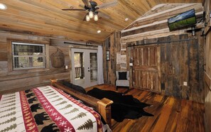 3 bedrooms, internet, bed sheets