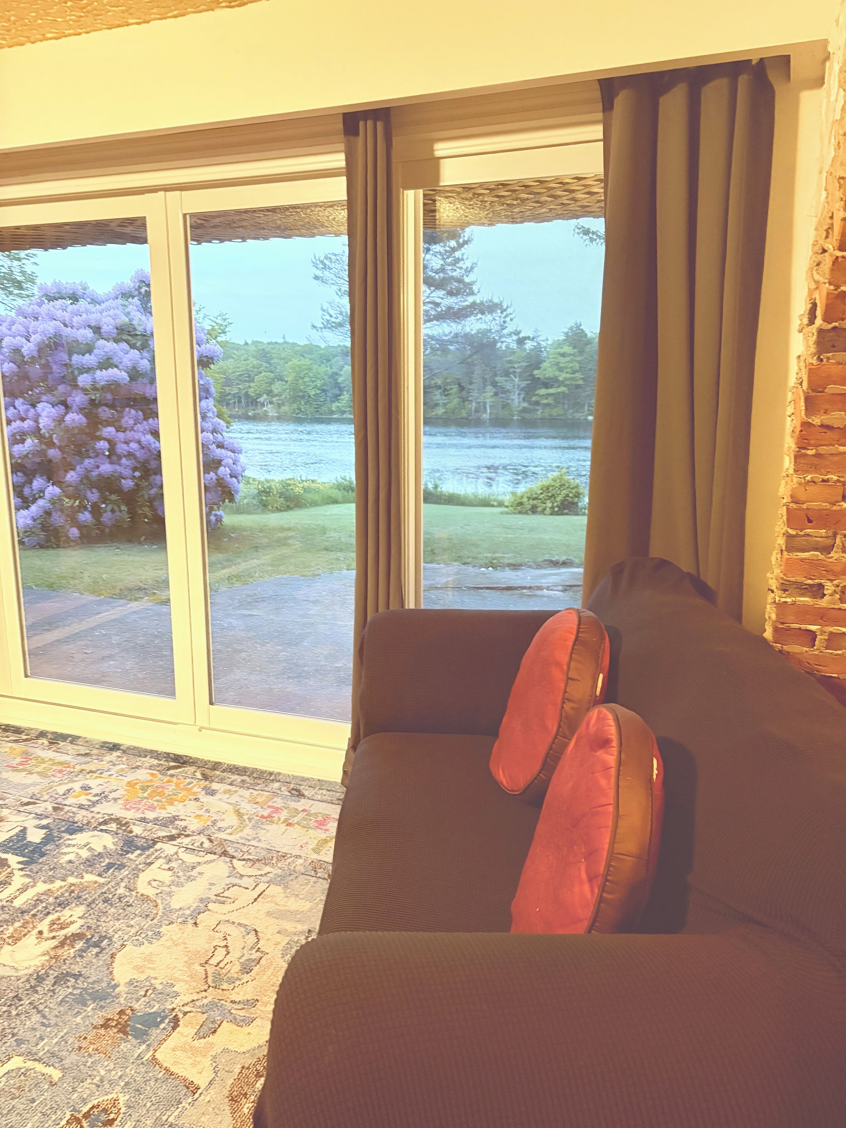 TV, fireplace, table tennis