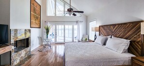 3 Schlafzimmer, Schreibtisch, Bügeleisen/Bügelbrett, kostenloses WLAN