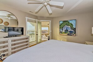4 habitaciones, tabla de planchar con plancha, wifi y ropa de cama 