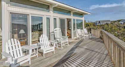 Discover Two Silversides right by beach access 24 on Bald Head Island!