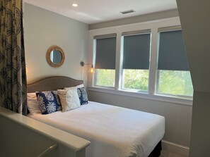 3 soverom, strykejern/-brett, wi-fi og sengetøy