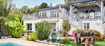 Awesome apartment in Chambornay-Lès-Pin