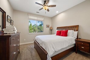 Picturesque Rosemary Retreat (1505)