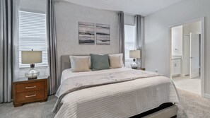 8 habitaciones, tabla de planchar con plancha y internet gratis 