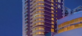 Shenzhen Dongmen Pedestrian Street RANZ Lanzi Hotel