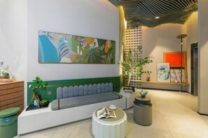 Lobby lounge - Shenzhen Dongmen Pedestrian Street RANZ Lanzi Hotel (Shenzhen)