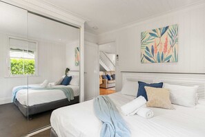 Deluxe House, 3 Bedrooms, Non Smoking, Garden View | 3 bilik tidur, dihias secara berasingan