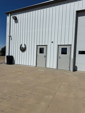 Exterior - Enjoy the peace and quiet with a the beautiful country view (ALPENA)