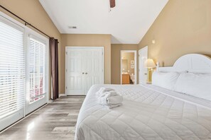 6 bedrooms, iron/ironing board, free WiFi, bed sheets