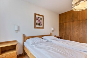 2 Schlafzimmer, Bügeleisen/Bügelbrett, kostenloses WLAN, Bettwäsche