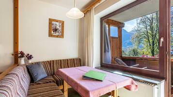 Televisión y estéreo