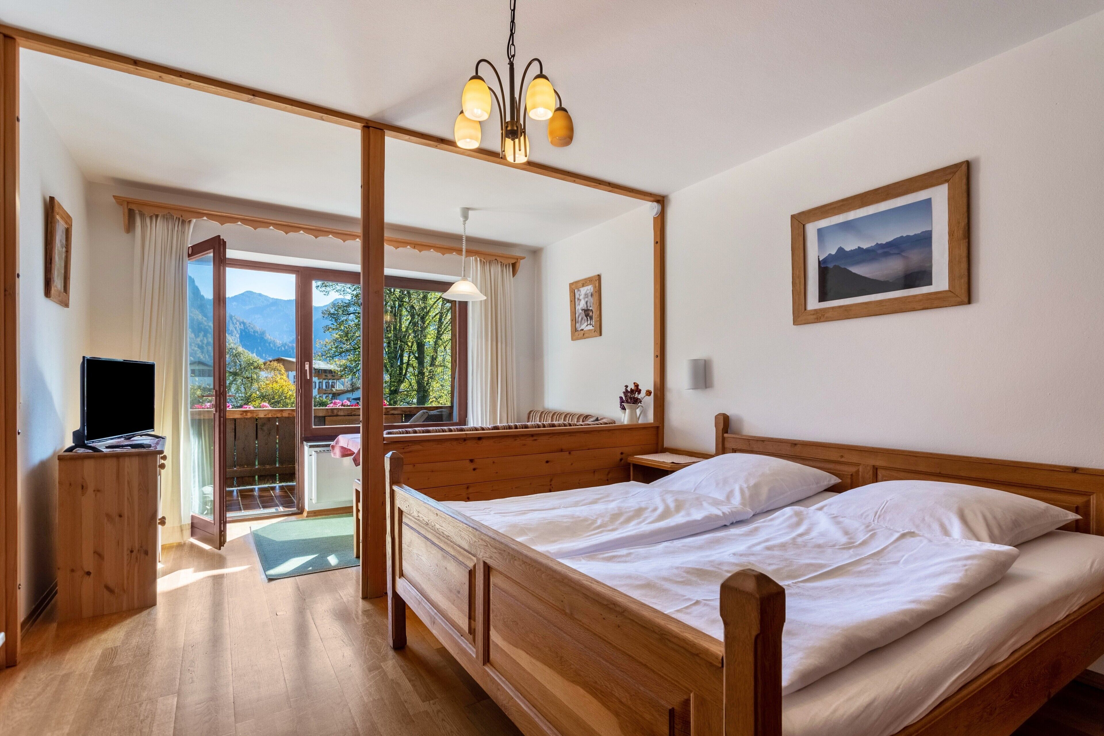 1 chambre, fer et planche à repasser, Wi-Fi gratuit, draps fournis