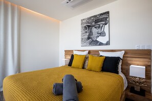 1 bedroom, in-room safe, iron/ironing board, free WiFi