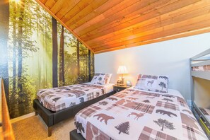 2 chambres, fer et planche à repasser, Wi-Fi gratuit, draps fournis