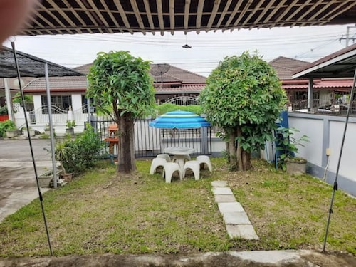 Karun House for 6, in Sansai Chiang Mai