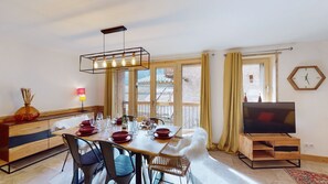Dining - Lodge Alouette: Appartement Authentique Proche Pistes et Commerces (Champagny-en-Vanoise)