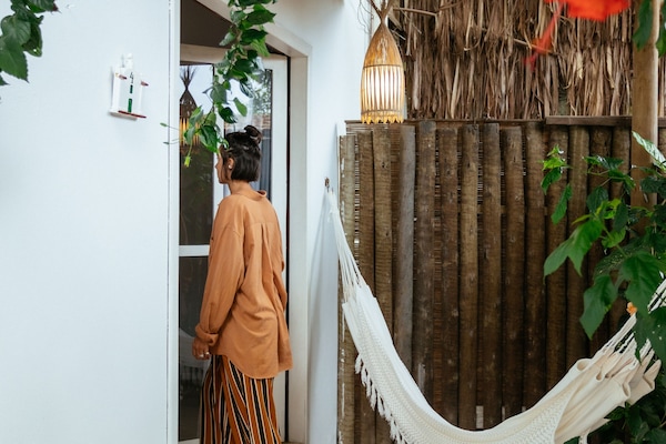 SUITE VARANDA | Minibar, desk, free WiFi, bed sheets