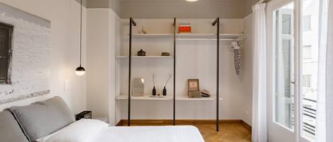 1 bedroom, iron/ironing board, Internet