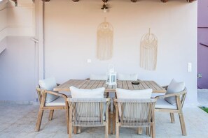 Exterior - Sound Of The Mountain Chania (Chania)