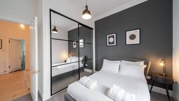 Desk, iron/ironing board, free WiFi, bed sheets