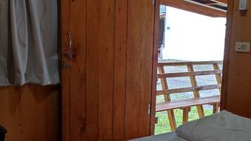 Standard Chalet | 1 bedroom, bed sheets