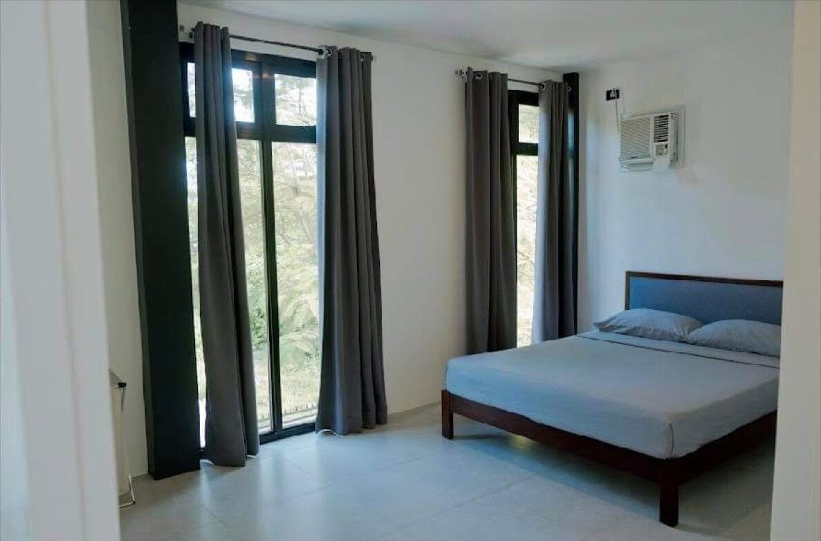 5 bedrooms, free WiFi, bed sheets