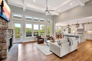 Interior - Coveside Spacious 5BR Waterfront Home (Six Mile)