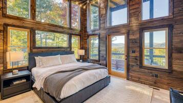 4 makuuhuonetta, silitysrauta/-lauta, Wi-Fi, vuodevaatteet