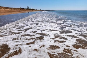 Beach nearby, beach towels - Belvilla by OYO Casa Pachino (Pachino)