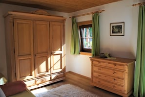Interior - Apartment in Fügen near Hochzillertal Skiing (Fügen)
