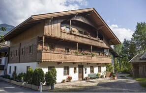 Extérieur maison de vacances [été]